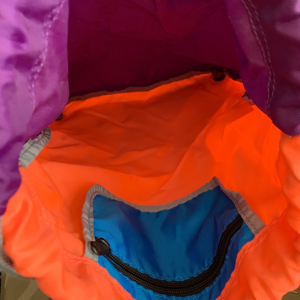Under Armour Draw String Bag - Picture 3 of 3